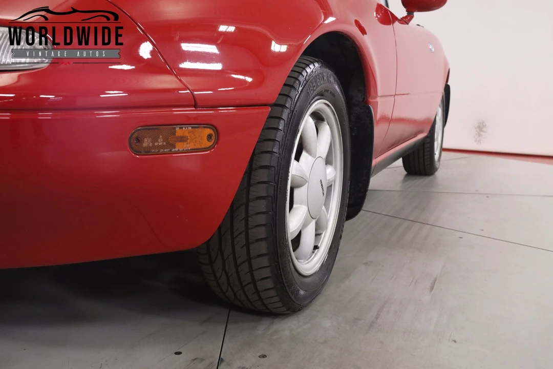 1990 Mazda NA MX-5 Miata - Image 15 of 31