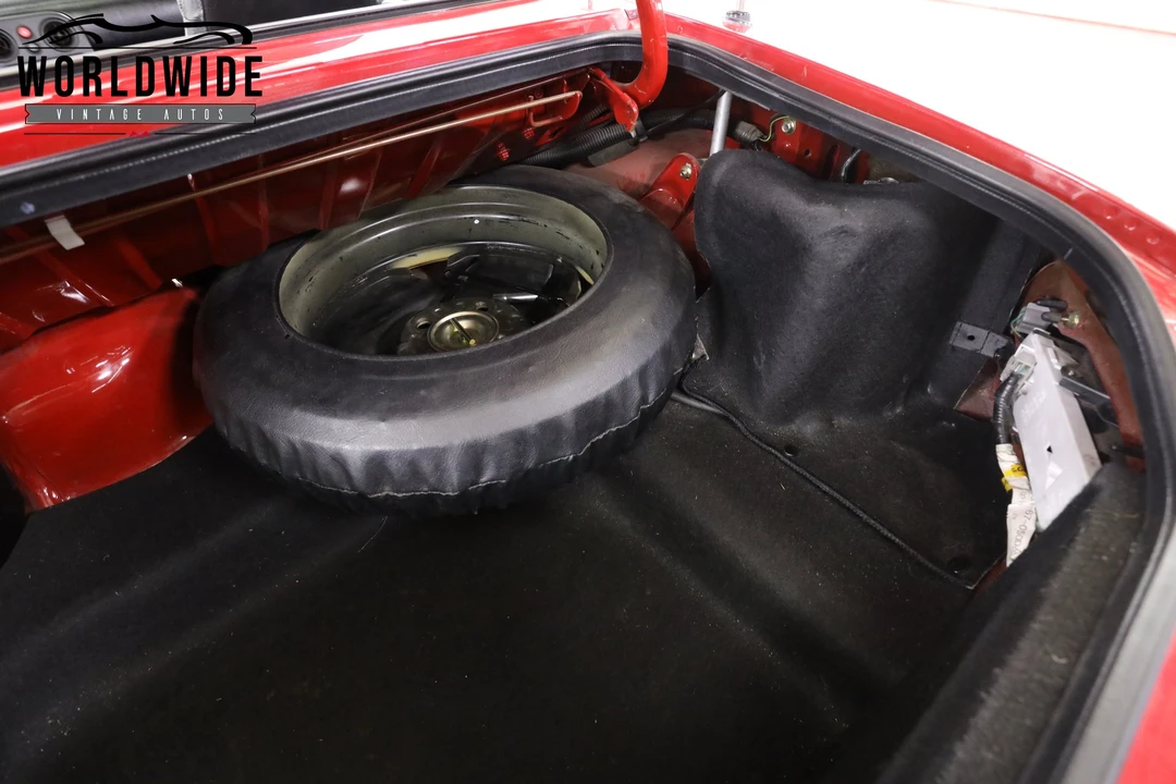 1990 Mazda NA MX-5 Miata - Image 26 of 31