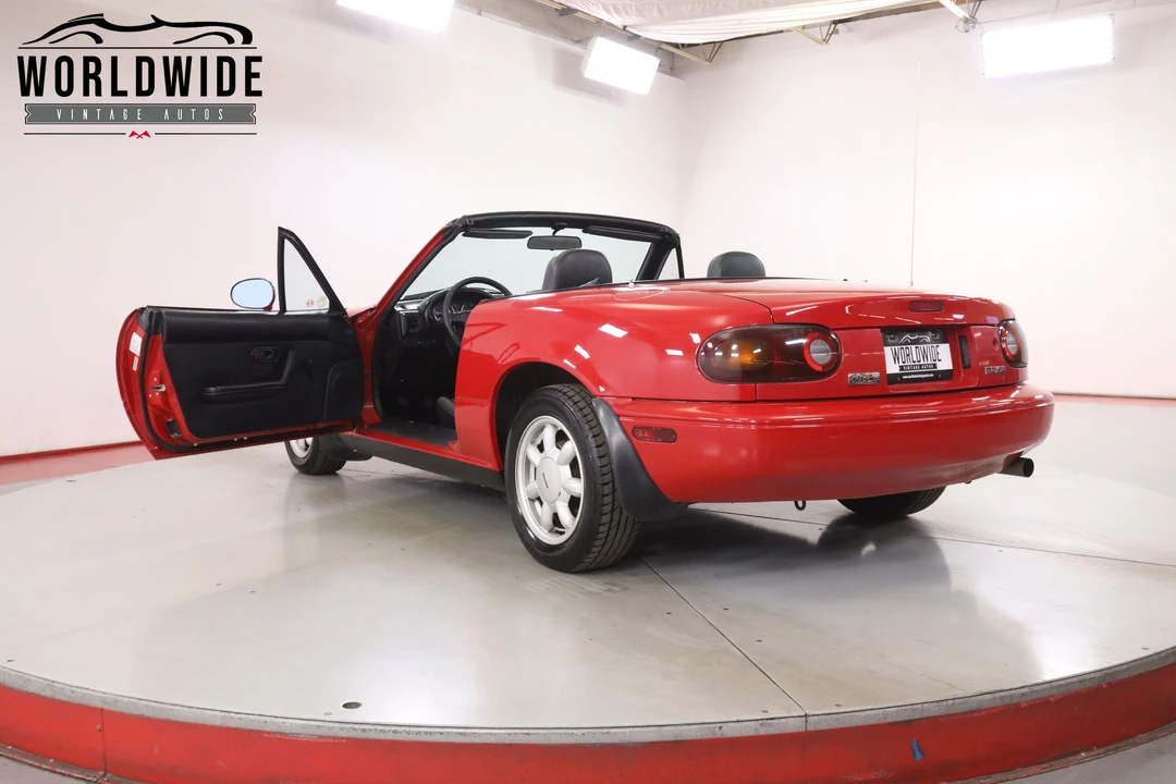 1990 Mazda NA MX-5 Miata - Image 29 of 31