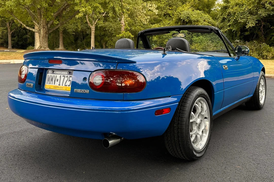 1990 Mazda NA MX-5 Miata - Image 4 of 31