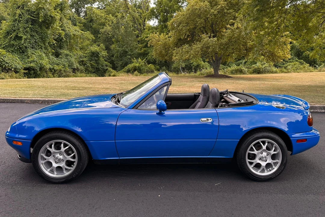 1990 Mazda NA MX-5 Miata - Image 7 of 31