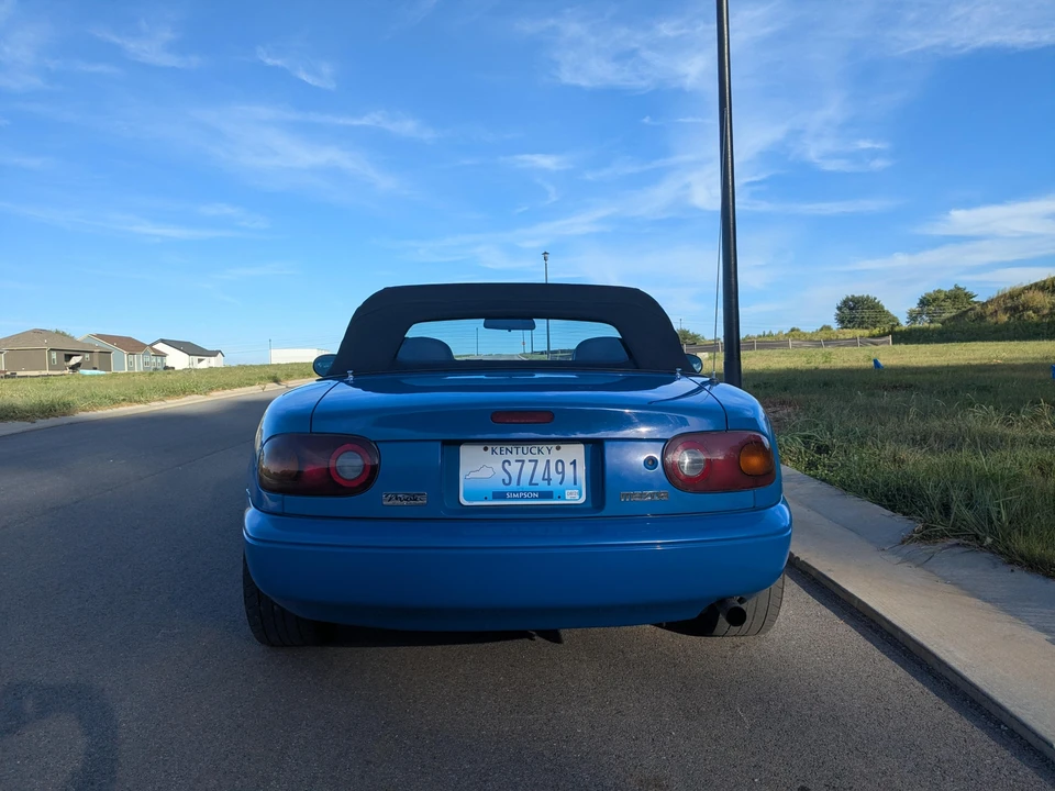 1990 Mazda NA MX-5 Miata - Image 14 of 31