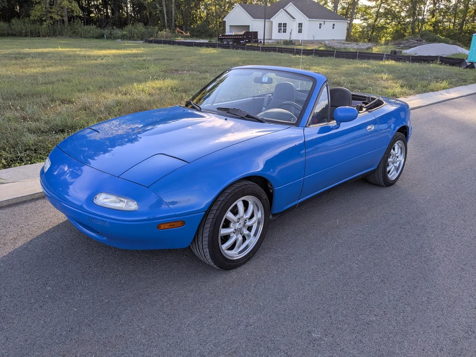 1990 Mazda NA MX-5 Miata - Image 8 of 31