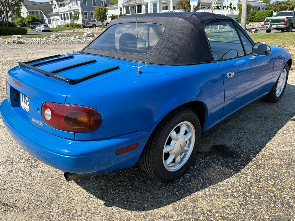 1990 Mazda NA MX-5 Miata - Image 16 of 31