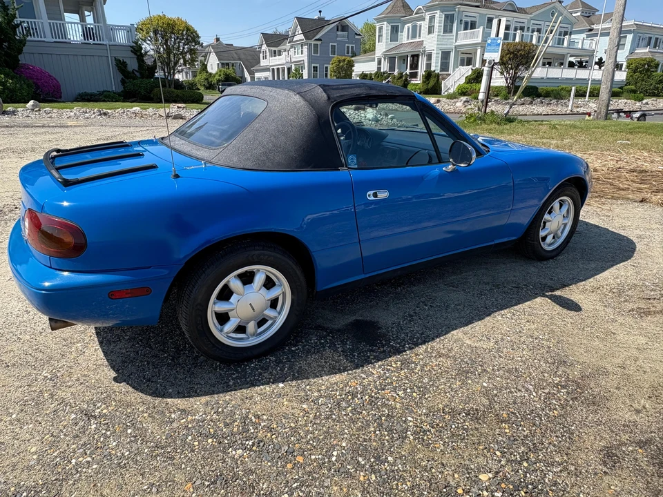 1990 Mazda NA MX-5 Miata - Image 17 of 31