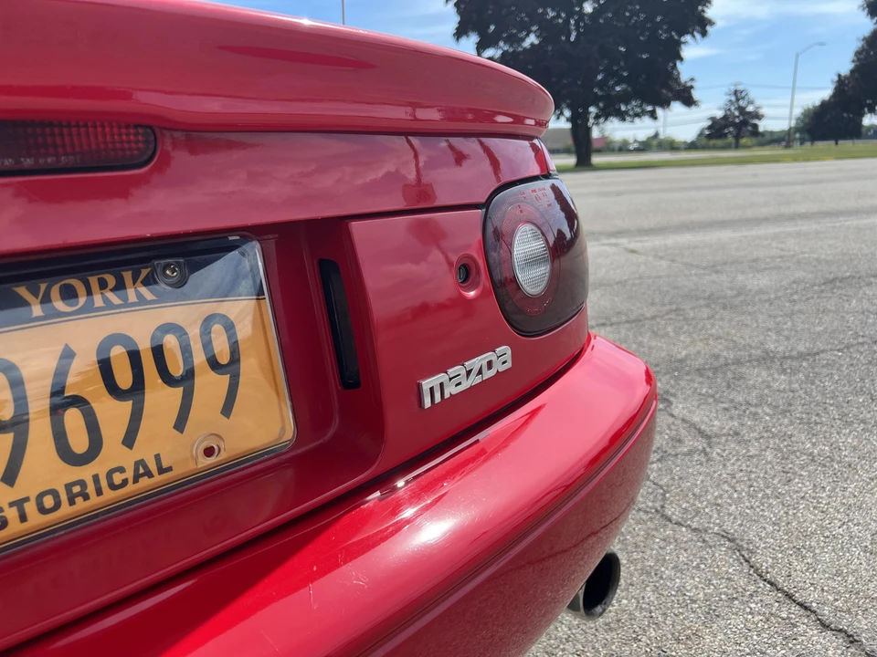 1990 Mazda NA MX-5 Miata - Image 28 of 31
