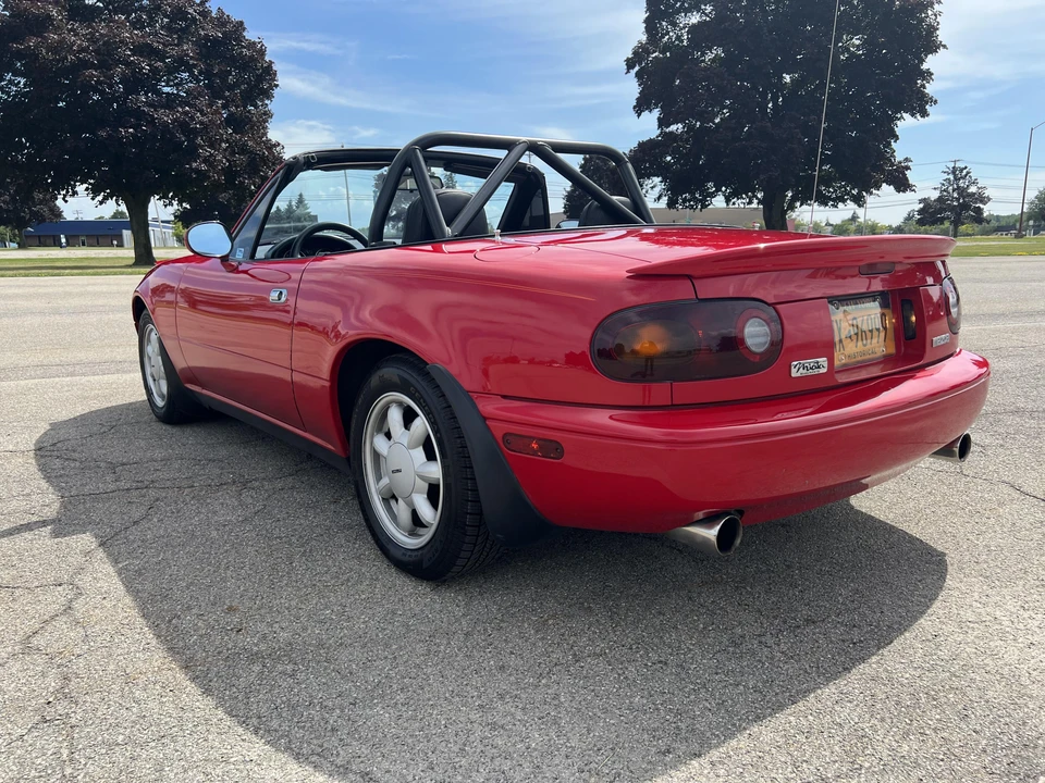 1990 Mazda NA MX-5 Miata - Image 8 of 31