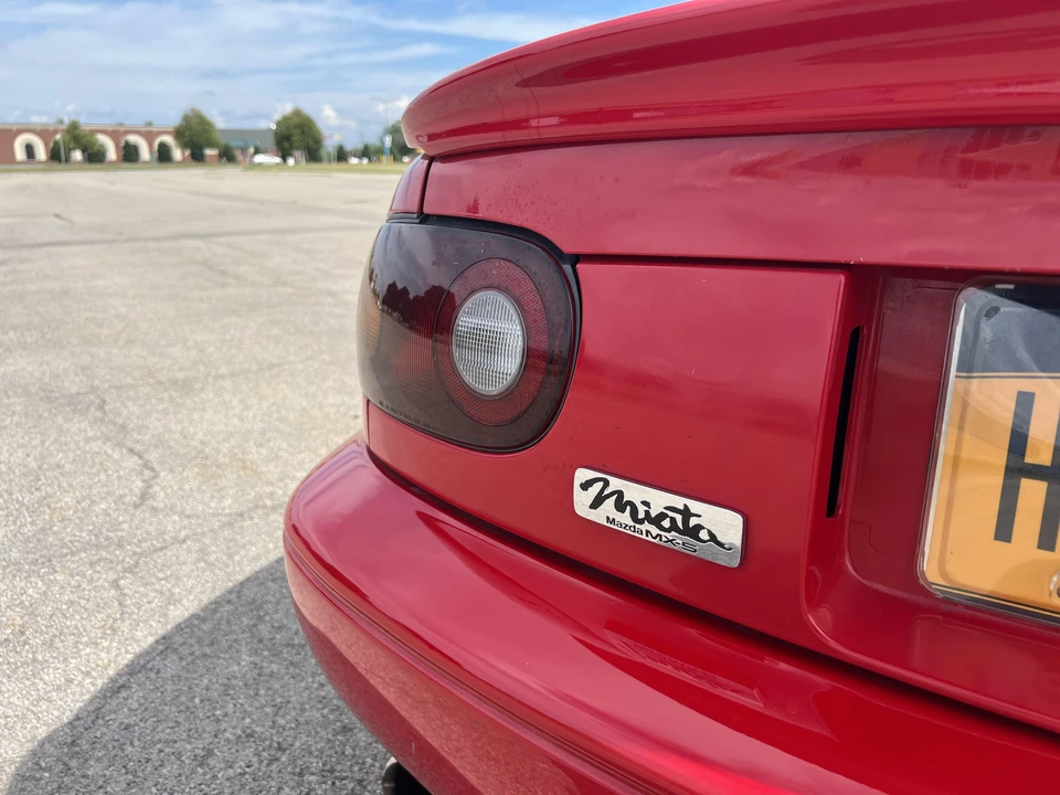 1990 Mazda NA MX-5 Miata - Image 27 of 31