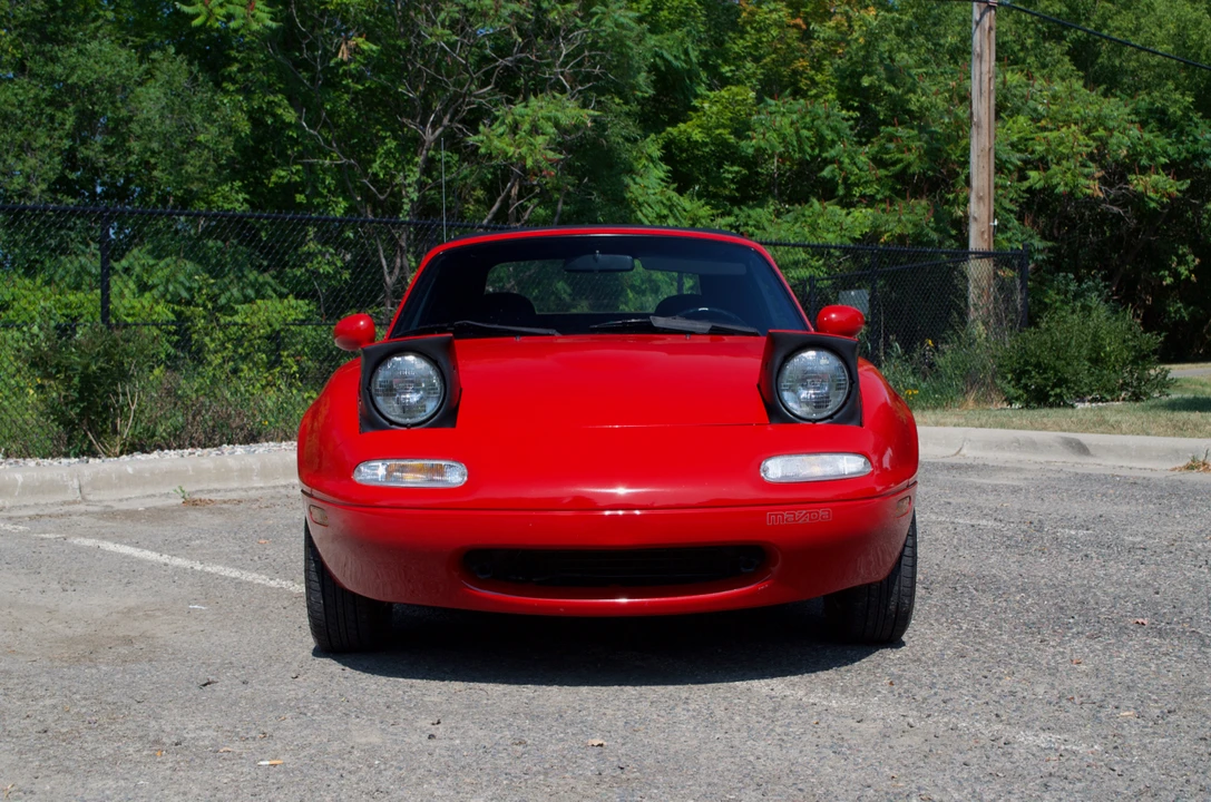 1990 Mazda NA MX-5 Miata - Image 11 of 31