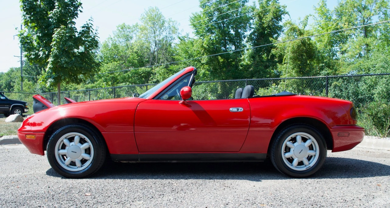1990 Mazda NA MX-5 Miata - Image 6 of 31