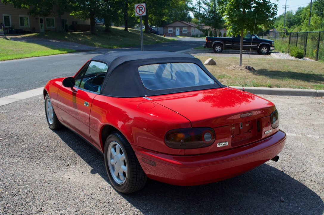 1990 Mazda NA MX-5 Miata - Image 7 of 31