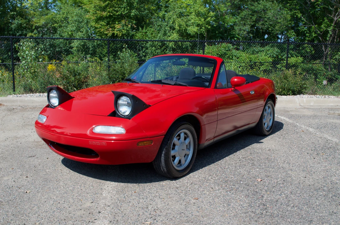 1990 Mazda NA MX-5 Miata - Image 5 of 31