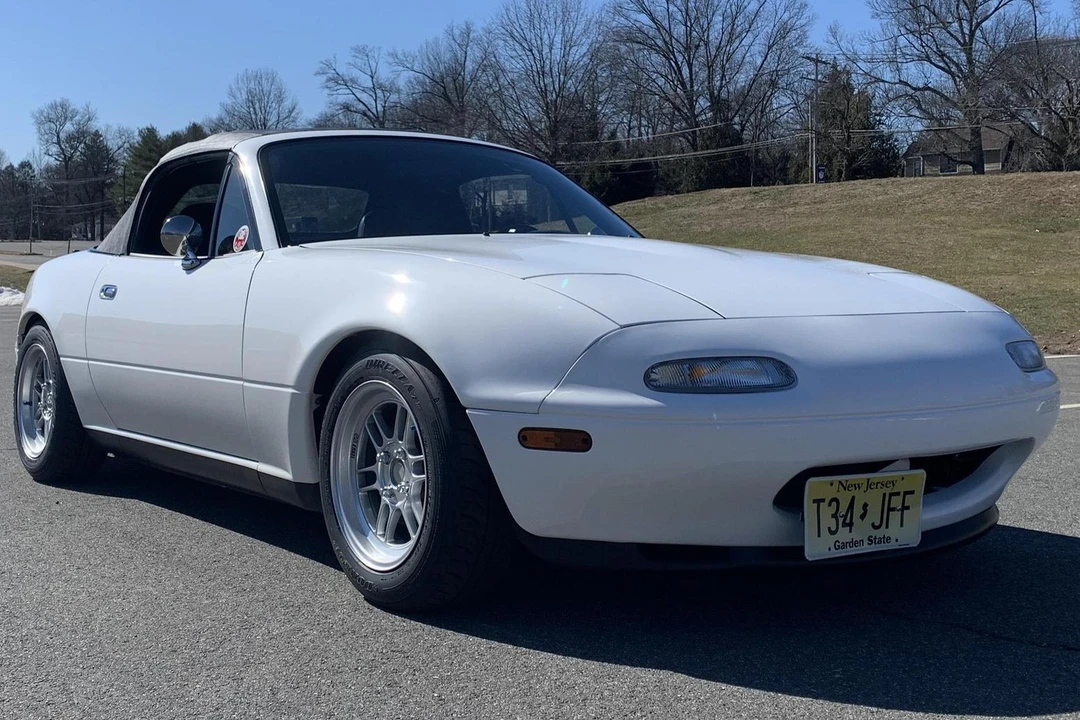 1990 Mazda NA MX-5 Miata - Image 3 of 31