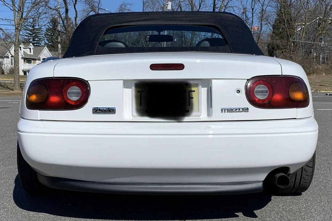 1990 Mazda NA MX-5 Miata - Image 5 of 31
