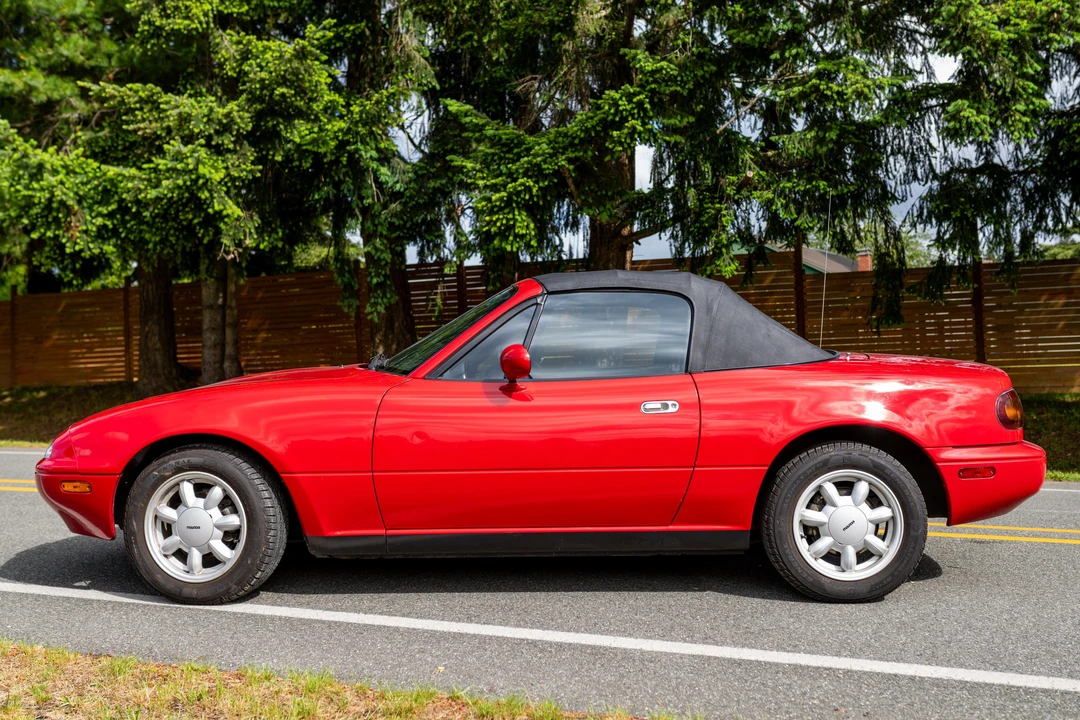 1990 Mazda NA MX-5 Miata - Image 3 of 31