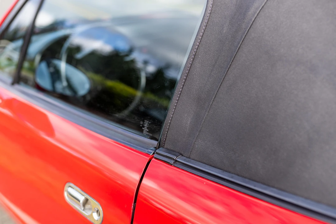 1990 Mazda NA MX-5 Miata - Image 26 of 31