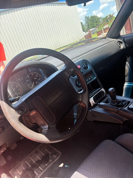 1990 Mazda NA MX-5 Miata - Image 8 of 14