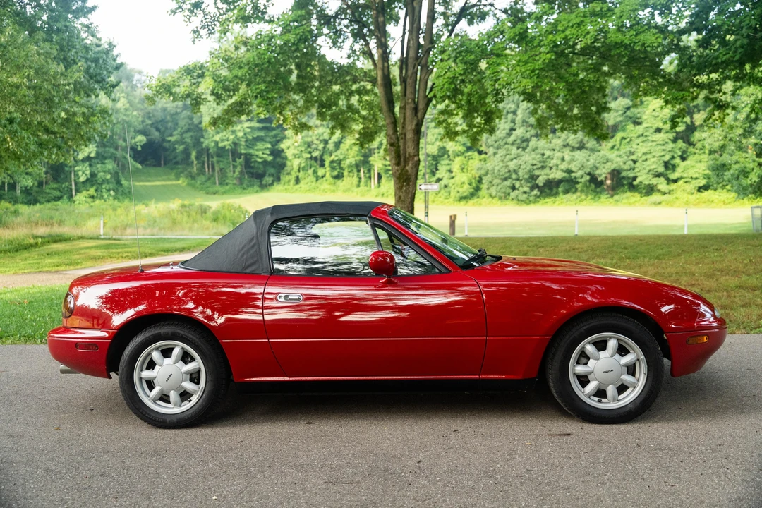 1990 Mazda NA MX-5 Miata - Image 20 of 31