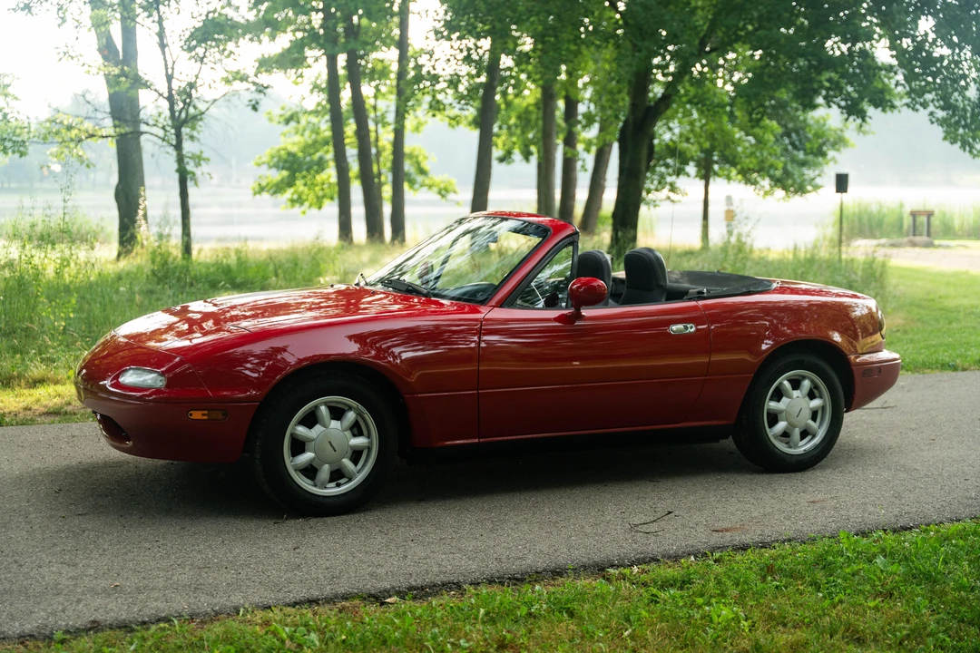 1990 Mazda NA MX-5 Miata - Image 28 of 31