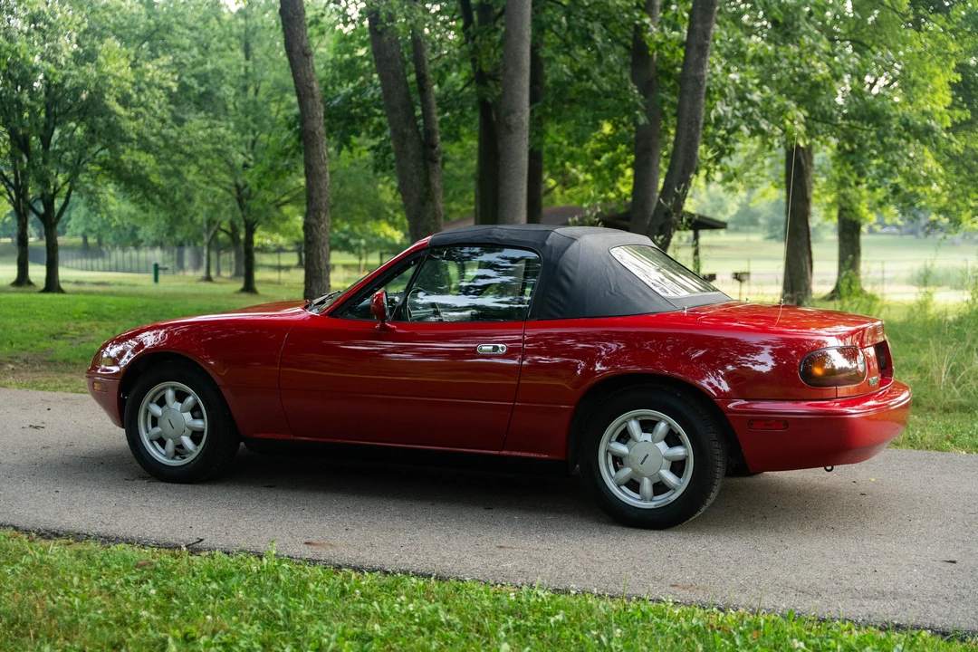 1990 Mazda NA MX-5 Miata - Image 12 of 31