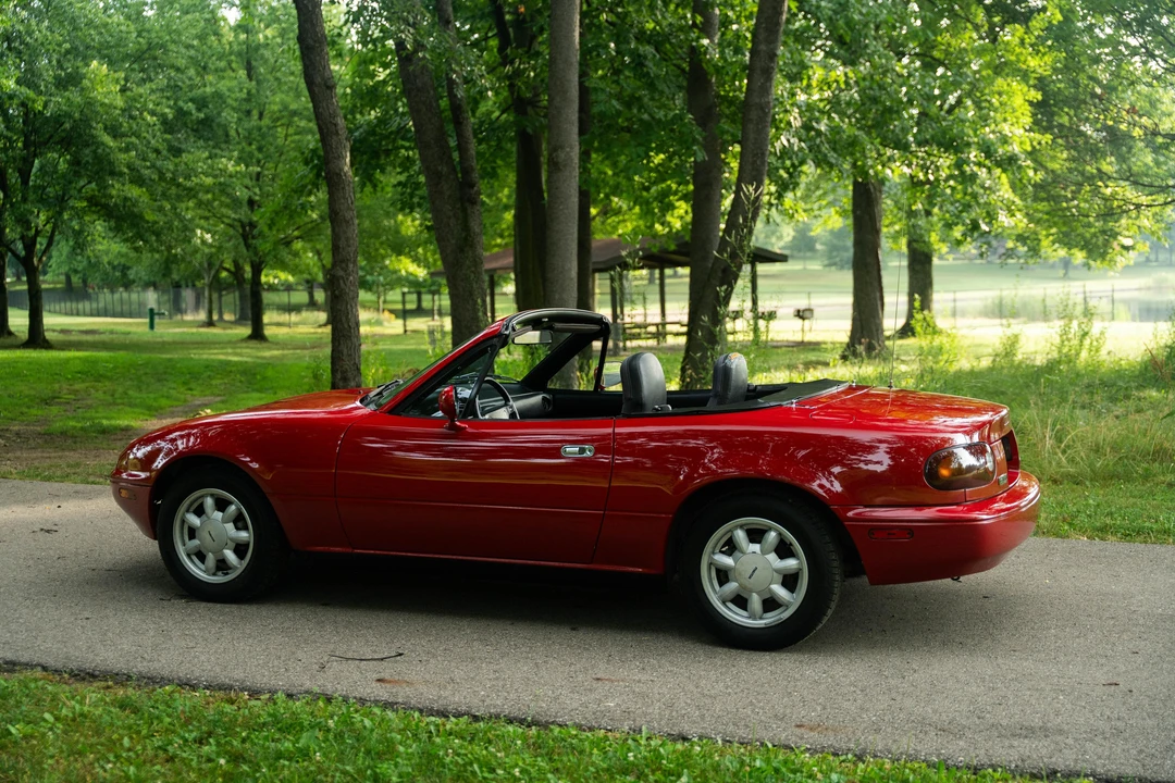 1990 Mazda NA MX-5 Miata - Image 30 of 31