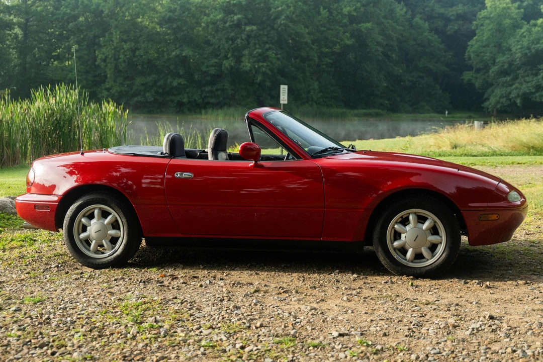 1990 Mazda NA MX-5 Miata - Image 3 of 31