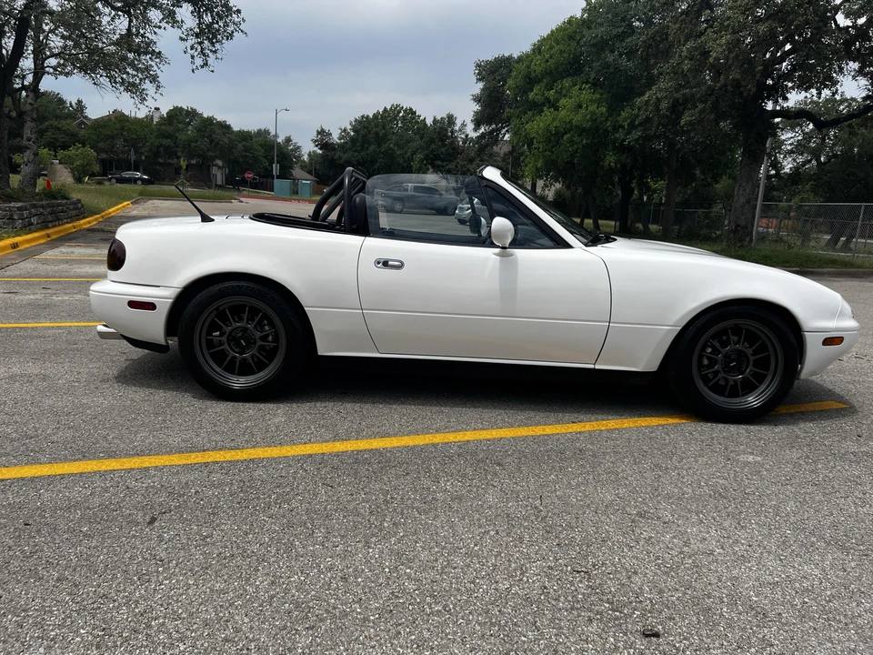 1990 Mazda NA MX-5 Miata - Image 13 of 31