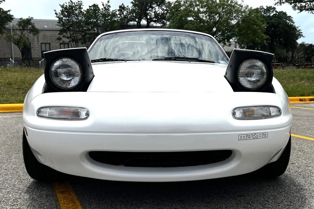1990 Mazda NA MX-5 Miata - Image 2 of 31