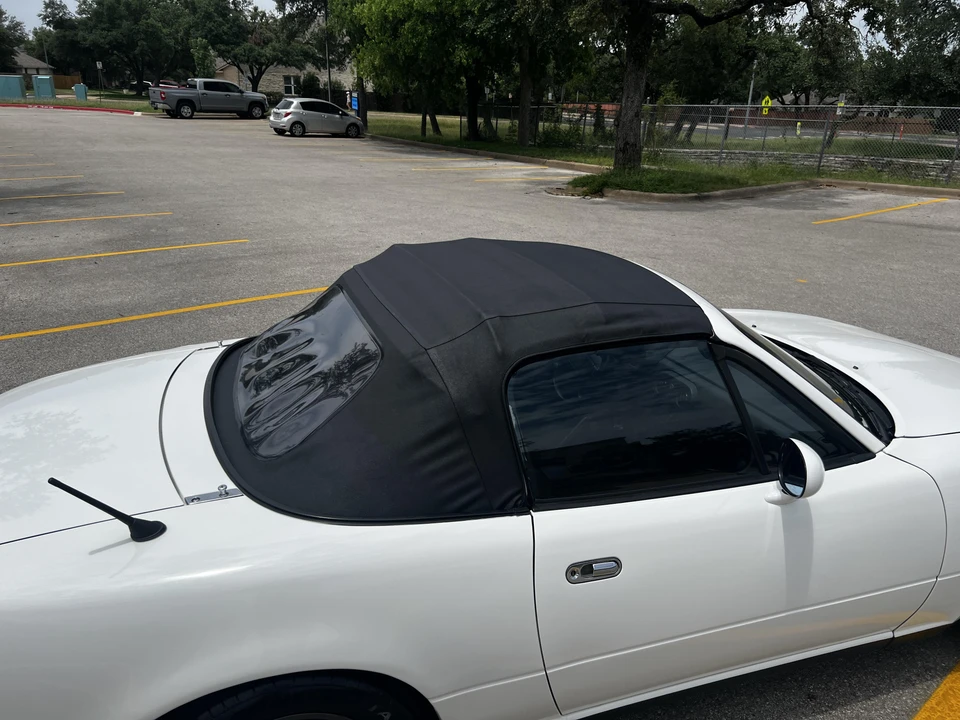 1990 Mazda NA MX-5 Miata - Image 24 of 31