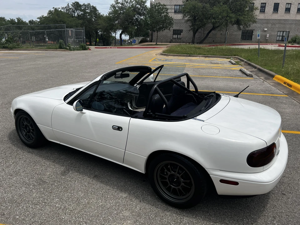 1990 Mazda NA MX-5 Miata - Image 11 of 31