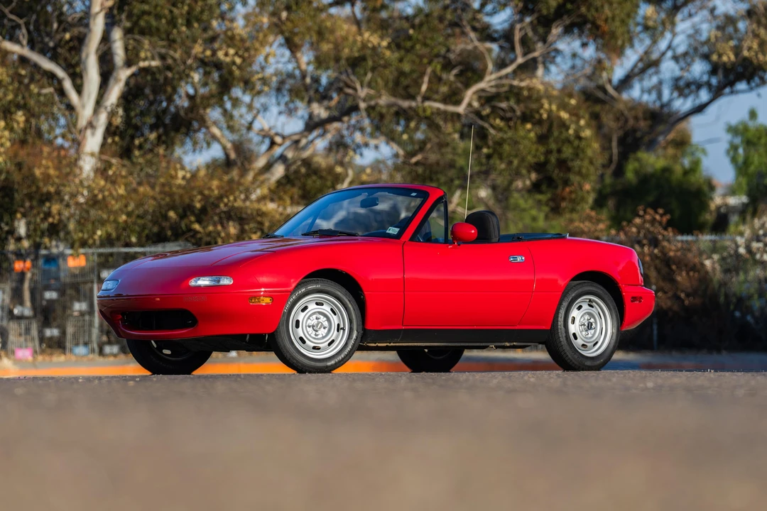 1990 Mazda NA MX-5 Miata - Image 19 of 31