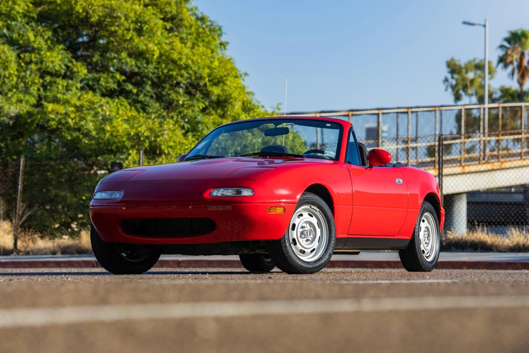 1990 Mazda NA MX-5 Miata - Image 11 of 31