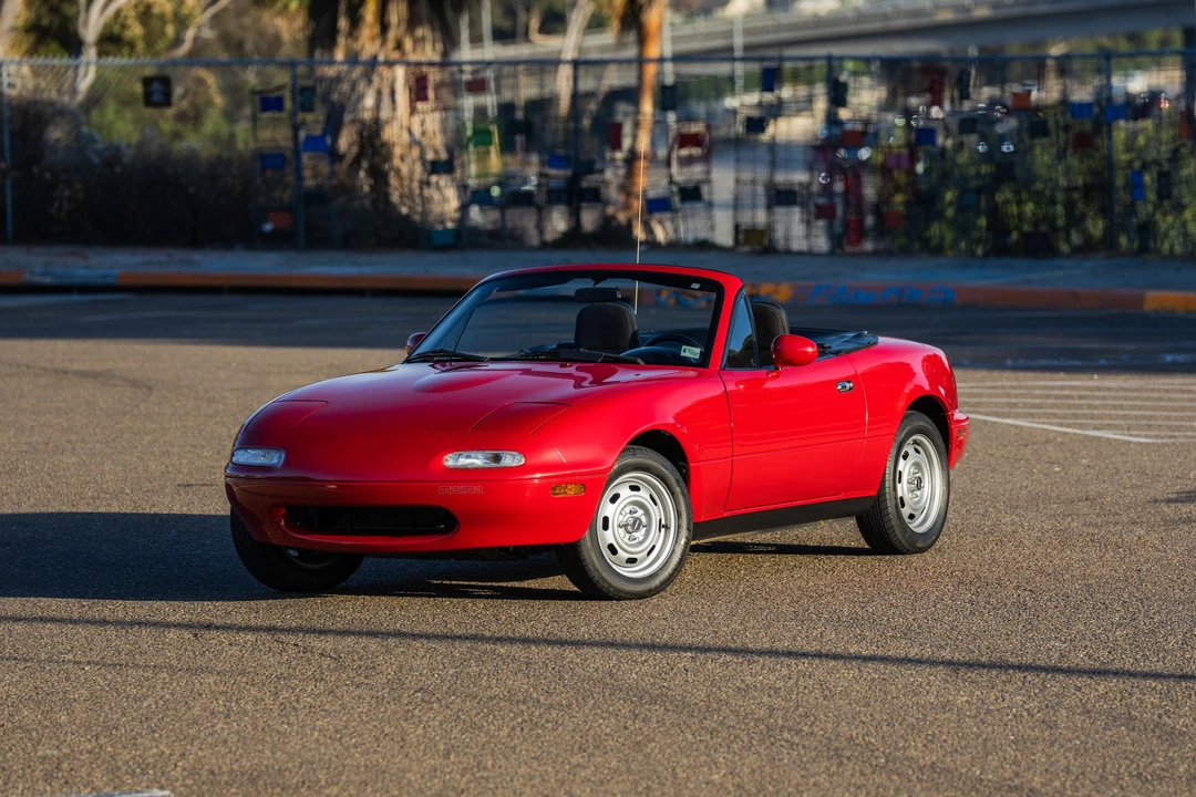 1990 Mazda NA MX-5 Miata - Image 13 of 31