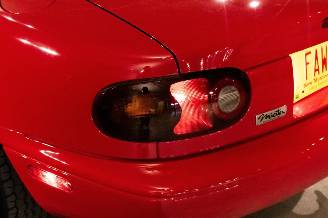 1990 Mazda NA MX-5 Miata - Image 21 of 31