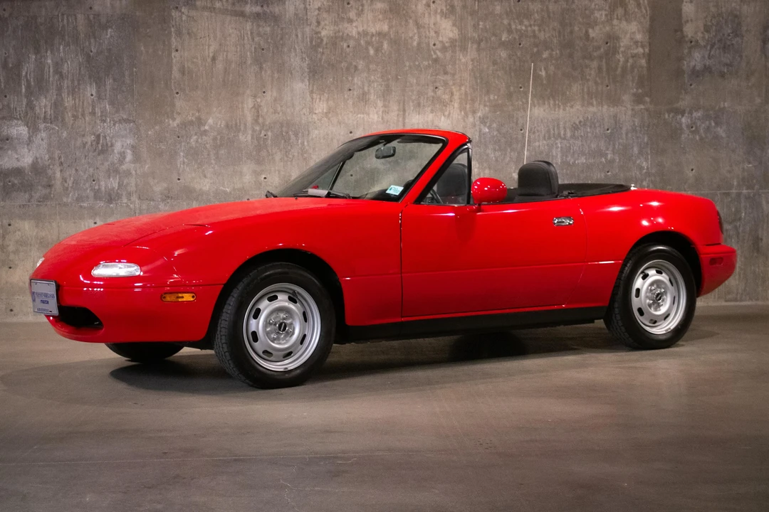 1990 Mazda NA MX-5 Miata - Image 13 of 31