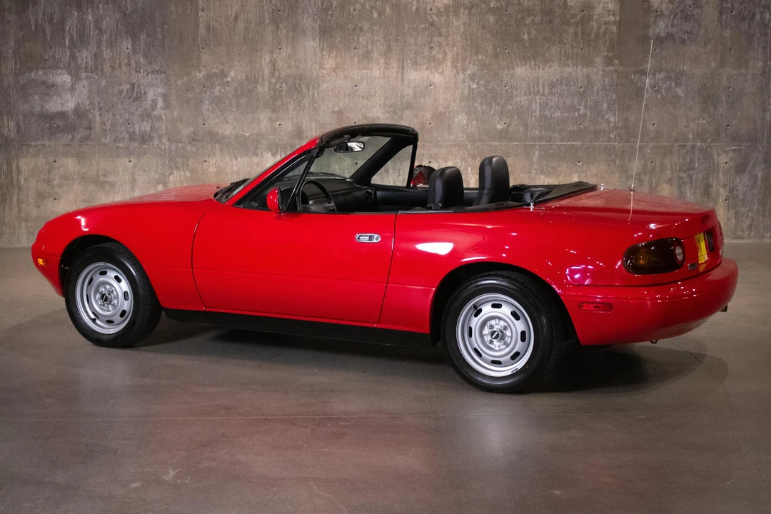 1990 Mazda NA MX-5 Miata - Image 16 of 31
