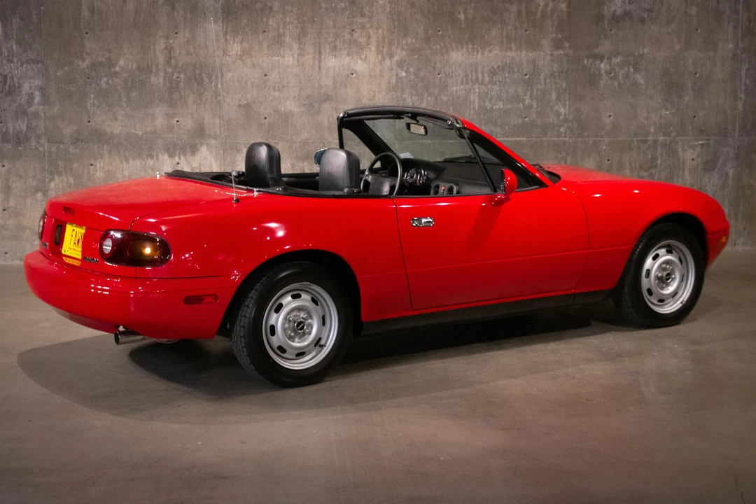 1990 Mazda NA MX-5 Miata - Image 23 of 31