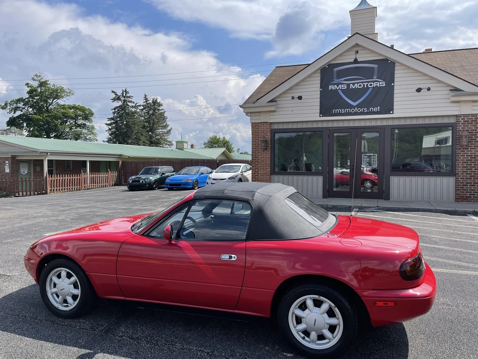 1990 Mazda NA MX-5 Miata - Image 17 of 31