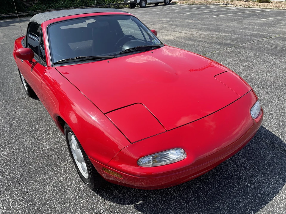 1990 Mazda NA MX-5 Miata - Image 21 of 31
