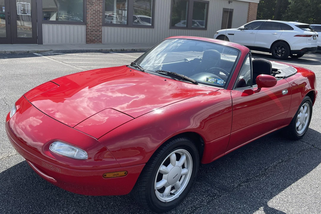1990 Mazda NA MX-5 Miata - Image 8 of 31