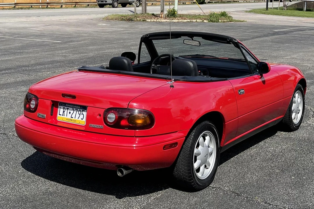 1990 Mazda NA MX-5 Miata - Image 12 of 31