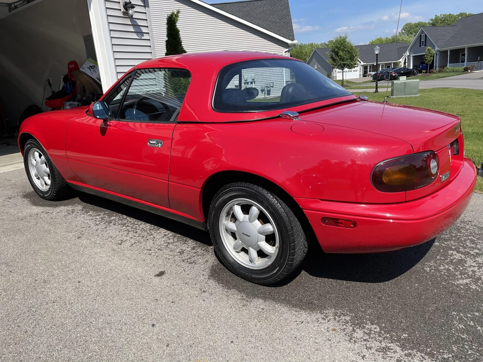 1990 Mazda NA MX-5 Miata - Image 24 of 31