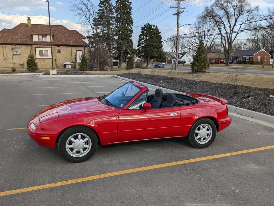 1990 Mazda NA MX-5 Miata - Image 15 of 31