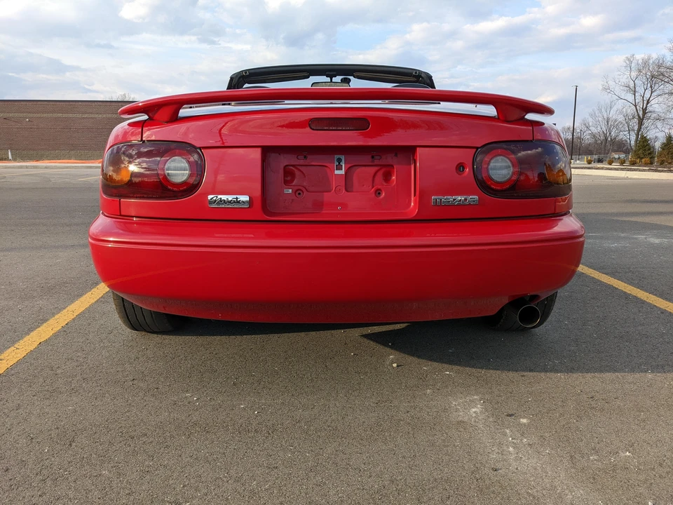 1990 Mazda NA MX-5 Miata - Image 26 of 31