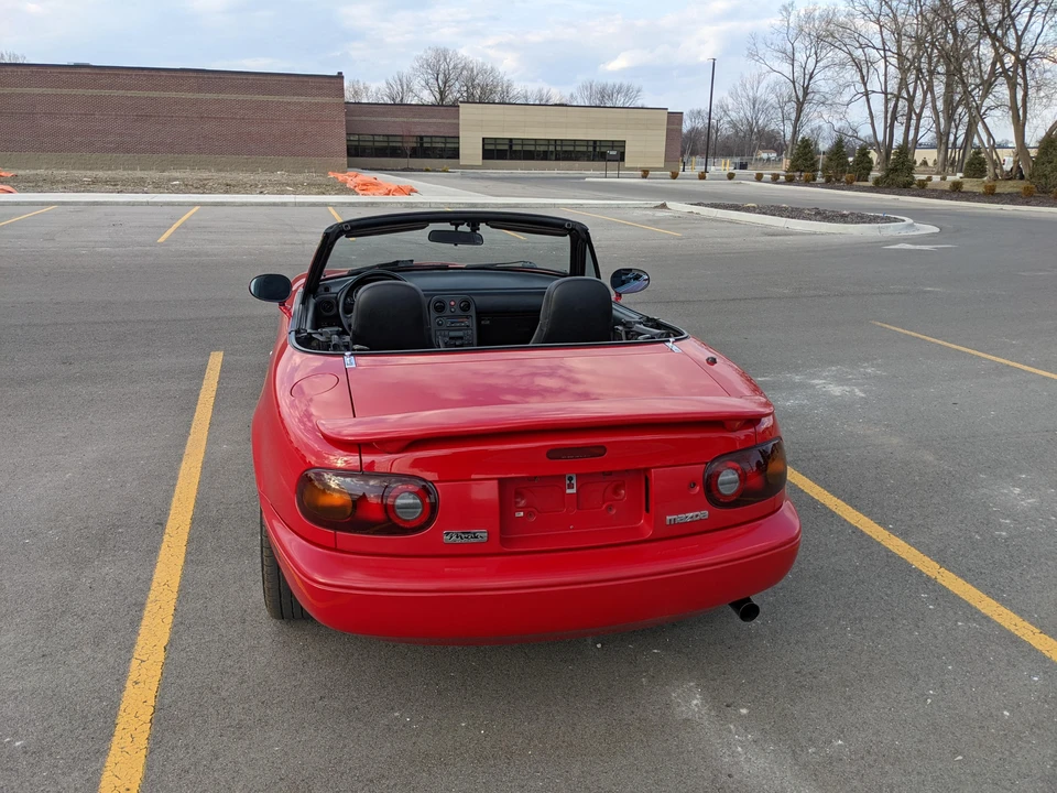 1990 Mazda NA MX-5 Miata - Image 25 of 31