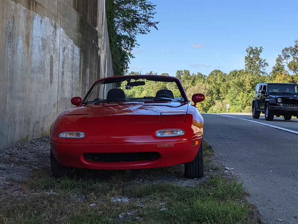 1990 Mazda NA MX-5 Miata - Image 7 of 31