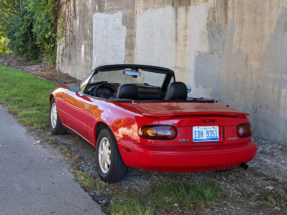 1990 Mazda NA MX-5 Miata - Image 24 of 31