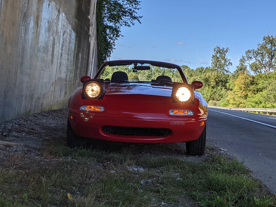 1990 Mazda NA MX-5 Miata - Image 8 of 31