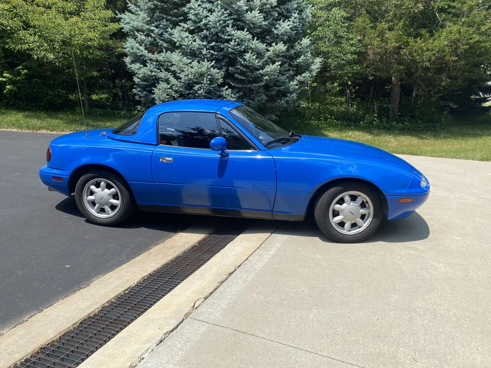 1990 Mazda NA MX-5 Miata - Image 11 of 31