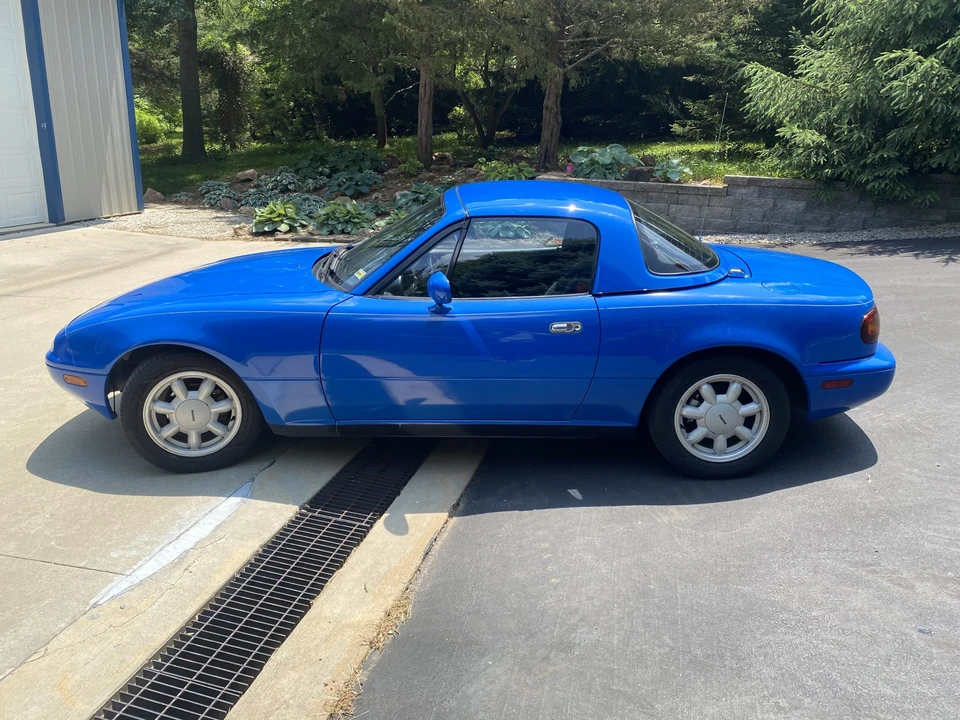 1990 Mazda NA MX-5 Miata - Image 26 of 31